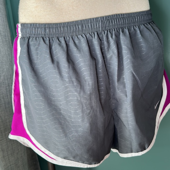 Nike Dri-Fit gray & purple shorts size medium - Picture 3 of 4